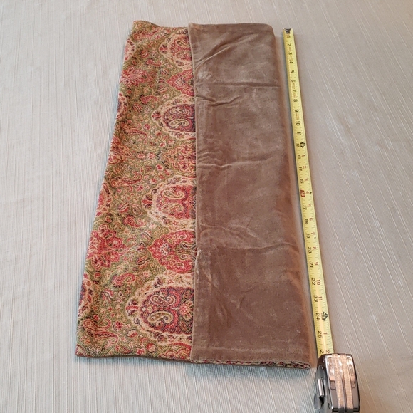 2 Pottery Barn 26" X 16" pillow covers - Picture 3 of 6